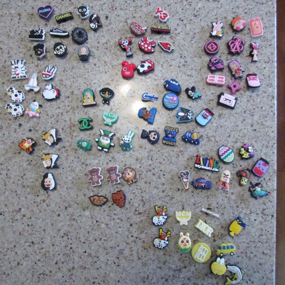 83 Croc Shoe Charms